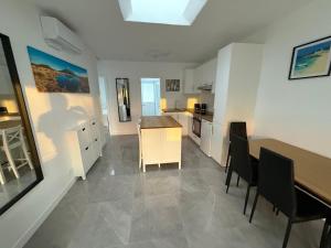 Puerto Rico Apartment, Newly renovated, Centre of Puerto Rico, 3 Bedrooms