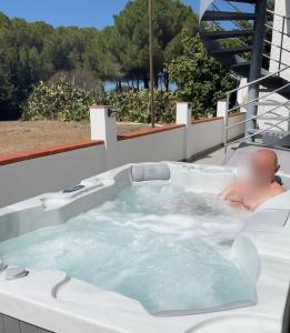 Sardinia SeaBreeze Villa IUN R2178