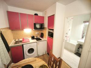 apartment , separate bedroom 23m box velos