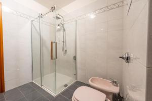 Appartamento con Piscina e Terrazzo