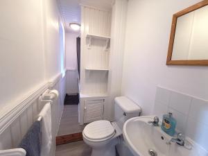 2 bedroom central apartment in Kirkcaldy
