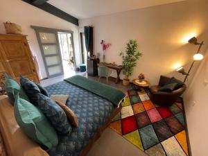 Le Mas de la Butte Blanche