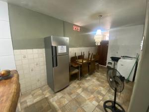 Ubatuba Beach House - Bilhar, Churrasqueira, e Suíte com Ar a 350m da Praia