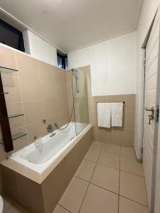 The Greenside Getaway