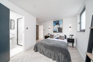 Stunning 2 Bed with ensuite near Elephant & Castle