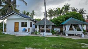 JCAH BEACHFRONT Bungalow