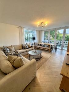 Charming Apartment in the heart of Newlands