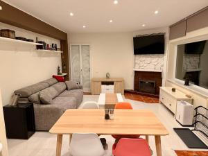 Casa de Mia Beachfront Home Playa de las Catedrales Ribadeo