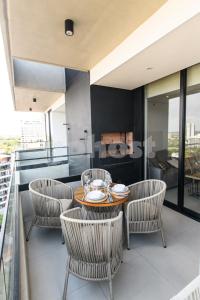 Modern 1-Bedroom Apartment in Prime Location