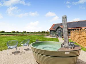 The Cartlodge - Uk48579