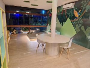 Makia Beach Experience A 324