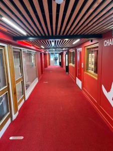 Aux pieds des pistes