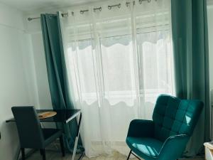 Superbe appartement Port de Nice Lumineux,Clim , Parking