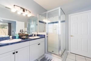 Pool Home Minutes from Disney with Game Room