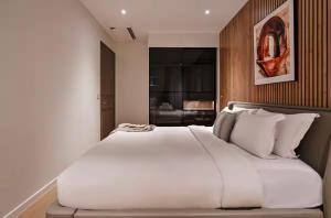 Aoi Residence Apartment Complex Opera -Crest- Galleria