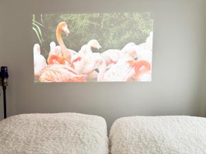 SIMMONS Brand beds,3 mins walk to station,,Ueno area,Direct to Akihabara 8 mins,Ginza 24 mins