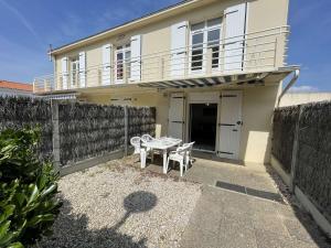 SJ000-JOS - Appart 2 pièces cabine 4 couchages SAINT JEAN DE MONTS