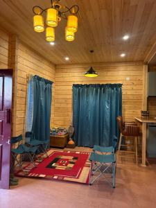 Samlaun Chalet and Retreat