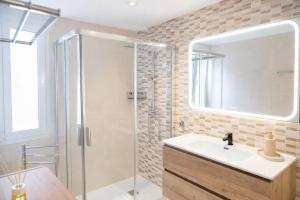 Central Torremolinos Luxury Apartment