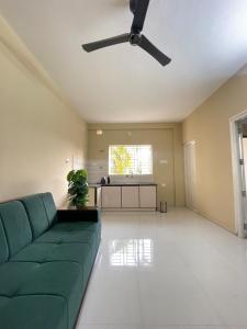 Le Divine C3 Premium 1bhk Apartment 100meters from Guruwayur temple