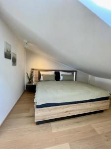 Modern loft for 6 with mountain views in Bad Ischl