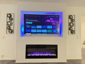 Luxe Family 3BR Private House in Espoo with Seasonal Jacuzzi and Free Parking 30 Min from Central Helsinki