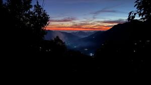 Samlaun Chalet and Retreat