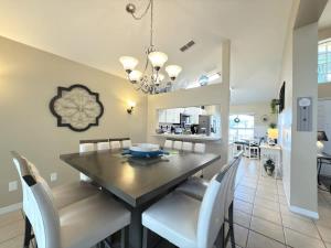 Near Disney Villa 3 bd Private Pool home