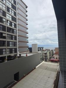 Apartamento exclusivo alto da barra ao lado do farol