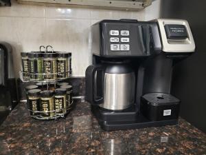 NYC Escape Easy Transit Easy Parking Quiet Area