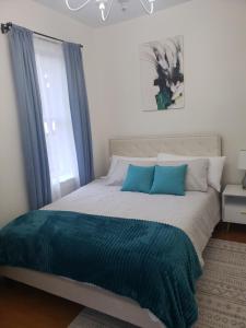 NYC Escape Easy Transit Easy Parking Quiet Area