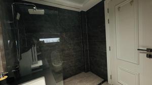 Cozy Studio with Balcony - Near Metro - Fast Wi-Fi