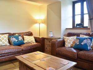 Oaktree Cottage-Uk42227