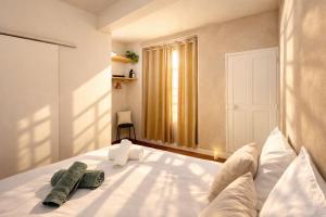 Le Cosy Bruey - Charme Provençal - Centre Historique - Balcon & Patio