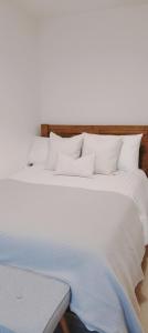 Calm Private Room Near Truro - Short Stays Welcome