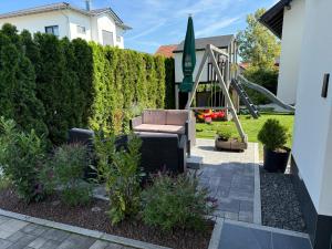 Großzügige Moderne Ferienwohnung 90qm Zentrale ruhige Lage