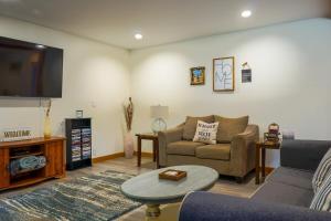 South Haven Getaway -Close to Beach & Town