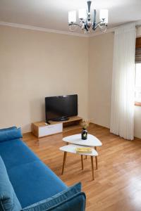 Tirana Central Apartment - Free Parking Nearby