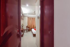 Super Hotel O Grandeur By orbit Hotels Near Chennai shopping mall