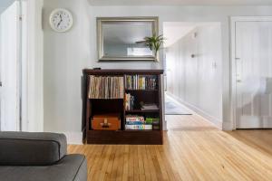 Downtown Retreat • Perfect for Families or Groups!