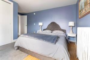 Downtown Retreat • Perfect for Families or Groups!
