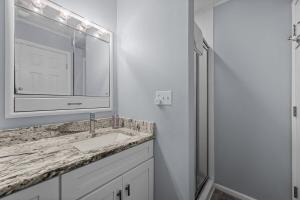 Beach, Ocean & Sound Views at Villa de Mer