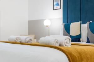 Warstone Suite-Luxury 2-Bedroom Flat, Parking, WiFi, Netflix, Central Location