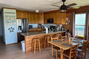 AVHC80 North Beachcomber