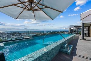 Alik, Apt with Ocean & Marina Views