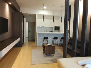 Mix Home At Chamber Residence