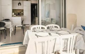 Gorgeous Apartment In La Grande-Motte