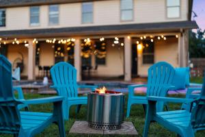 Grand 6BR 3BA Pool Escape Round Rock