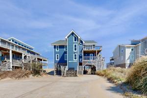 AVKS227 Oceanfront Retreat, Stunning Views, Renovated Spaces, Game Room with Pool Table