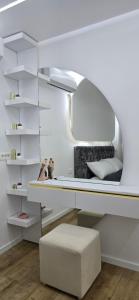 Brilliant Marble Nest